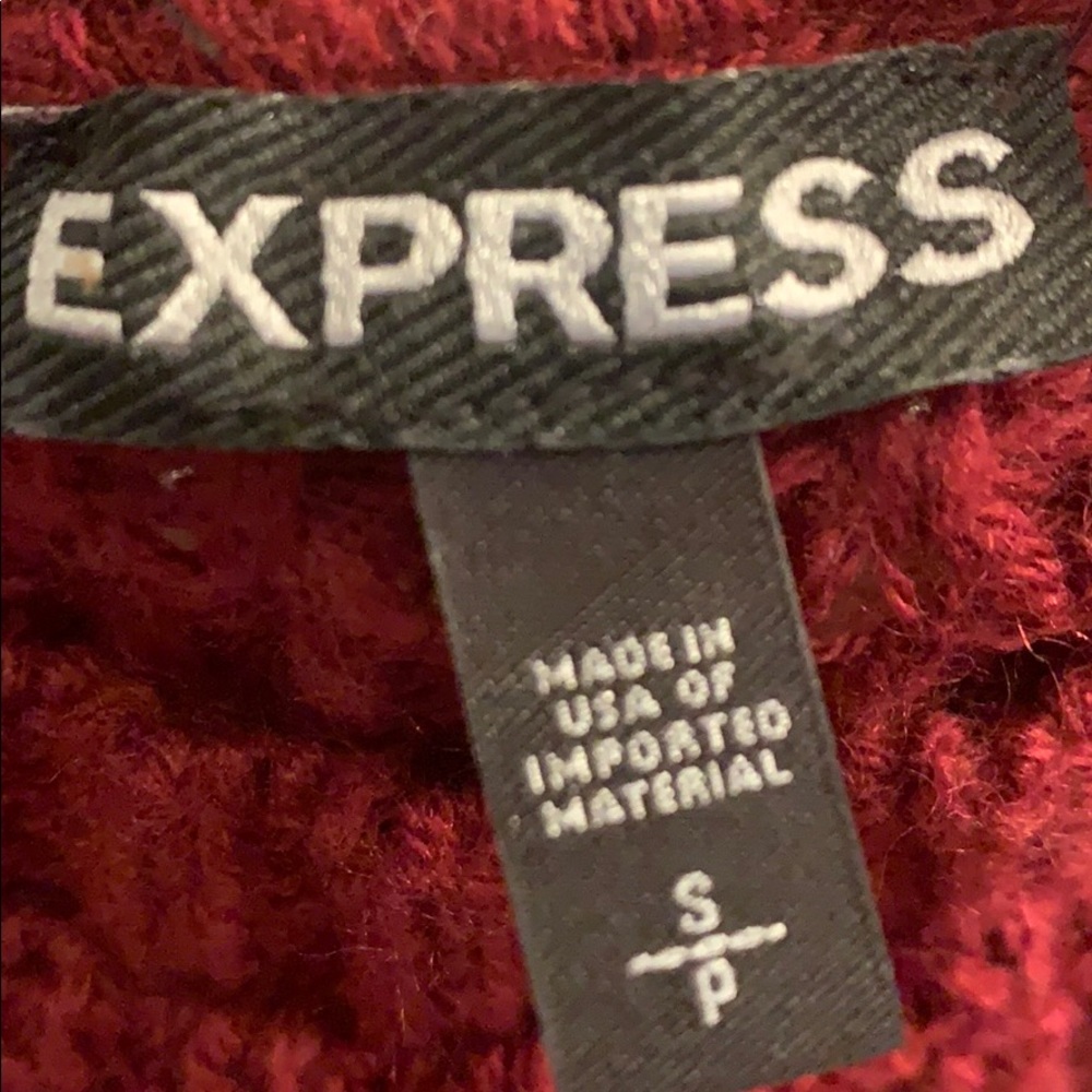 Express Sweater - Picture 2 of 3